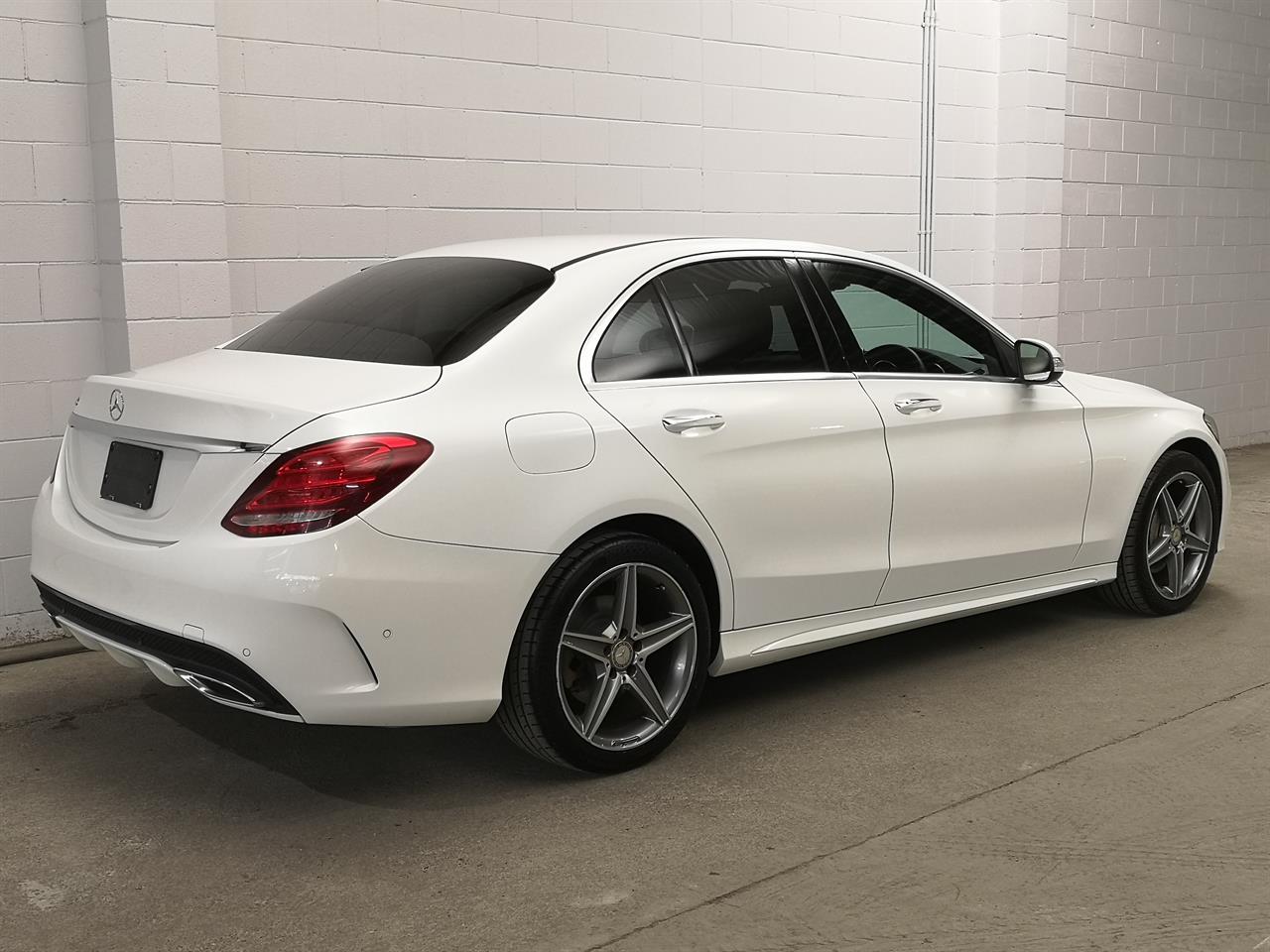 2015 Mercedes-Benz C 200