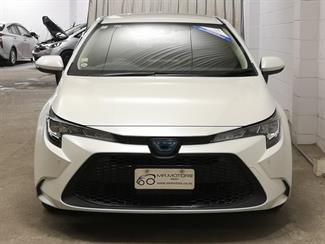 2021 Toyota Corolla - Thumbnail