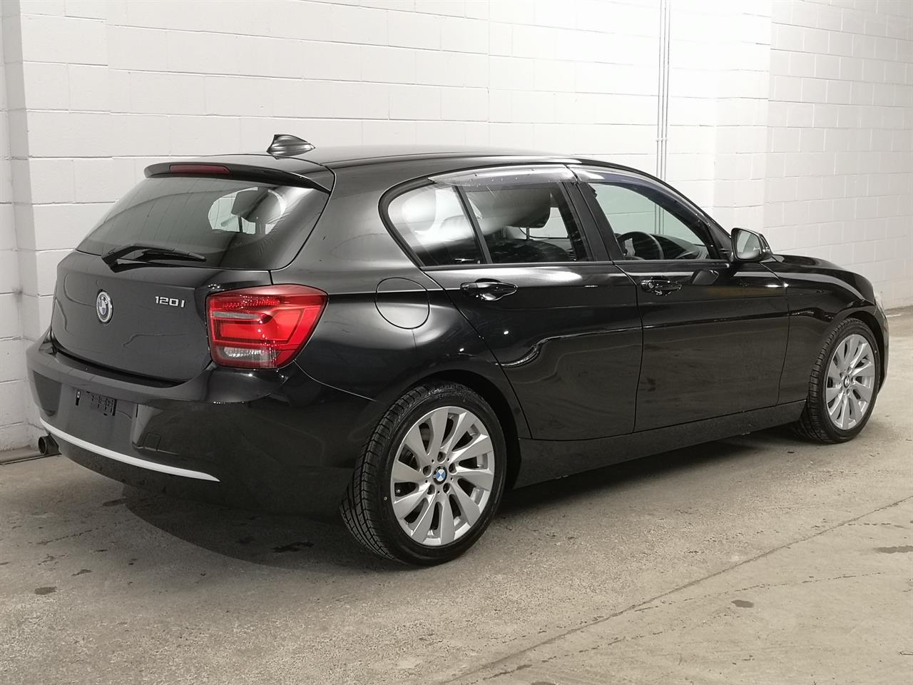 2013 BMW 120i