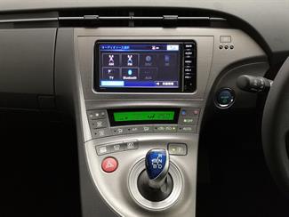 2015 Toyota Prius - Thumbnail