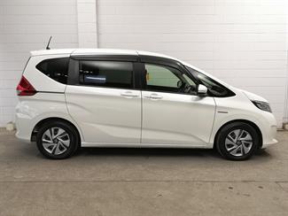 2017 Honda Freed - Thumbnail