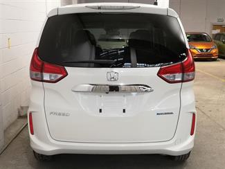 2017 Honda Freed - Thumbnail