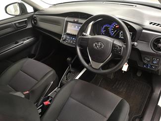 2018 Toyota Corolla - Thumbnail