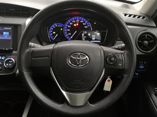 2018 Toyota Corolla - Thumbnail