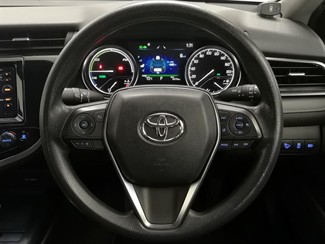 2019 Toyota Camry - Thumbnail