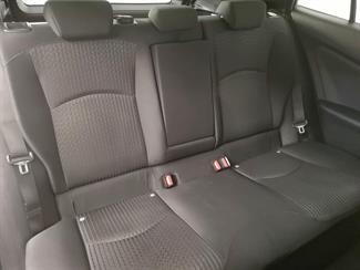 2017 Toyota Prius - Thumbnail
