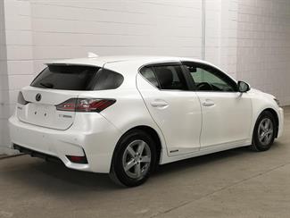 2015 Lexus CT 200H - Thumbnail