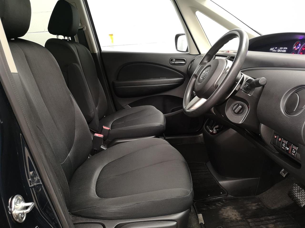 2017 Mazda Biante
