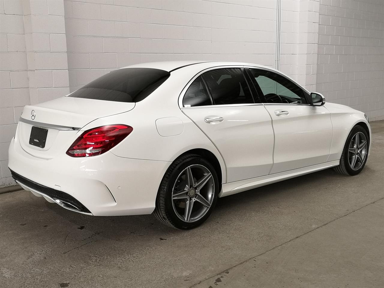 2015 Mercedes-Benz C 200