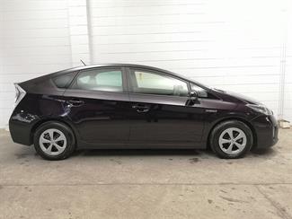 2013 Toyota Prius - Thumbnail