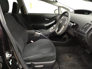 2013 Toyota Prius - Thumbnail