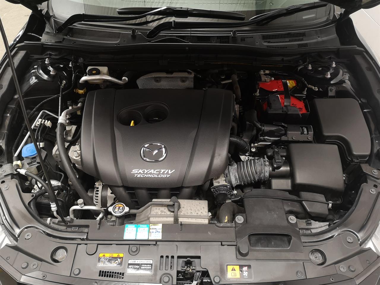 2014 Mazda Axela