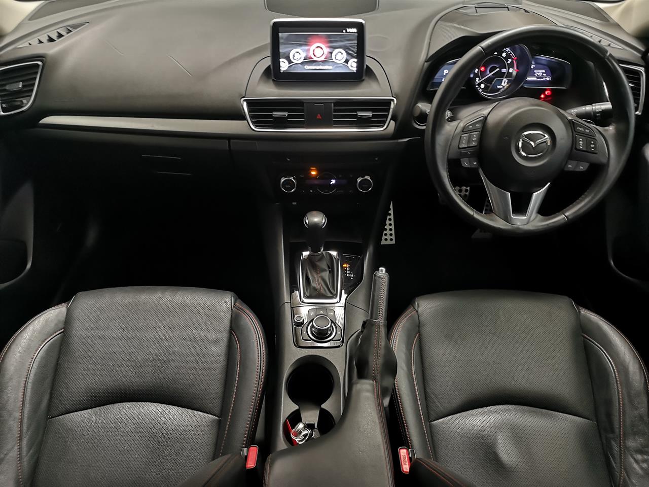 2014 Mazda Axela