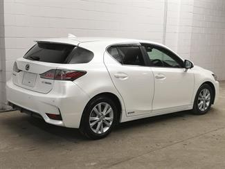2016 Lexus CT 200H - Thumbnail