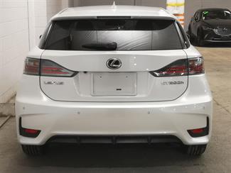 2016 Lexus CT 200H - Thumbnail