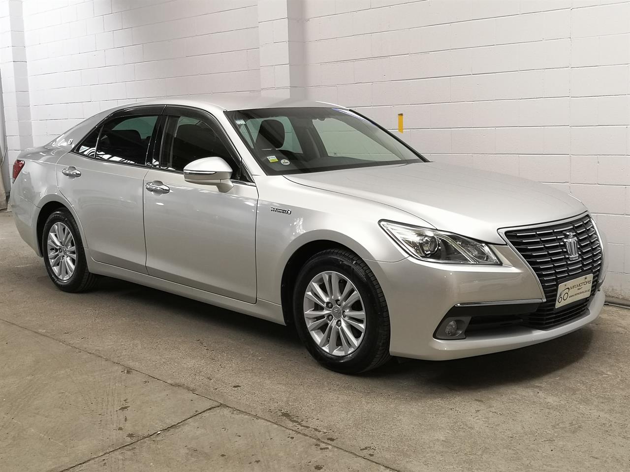 2015 Toyota Crown