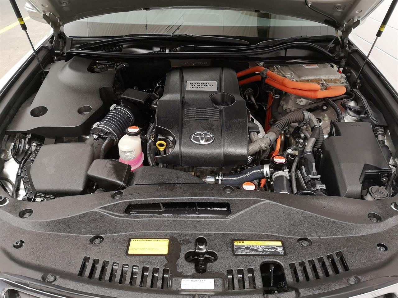 2015 Toyota Crown