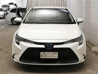 2021 Toyota Corolla - Thumbnail