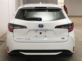 2021 Toyota Corolla - Thumbnail