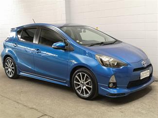 2013 Toyota Aqua - Thumbnail