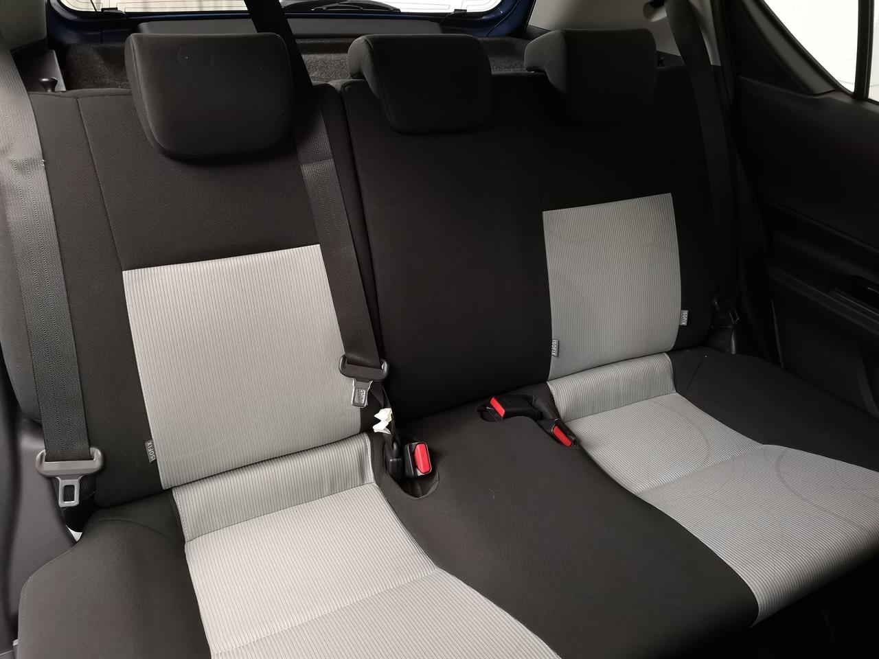 2013 Toyota Aqua