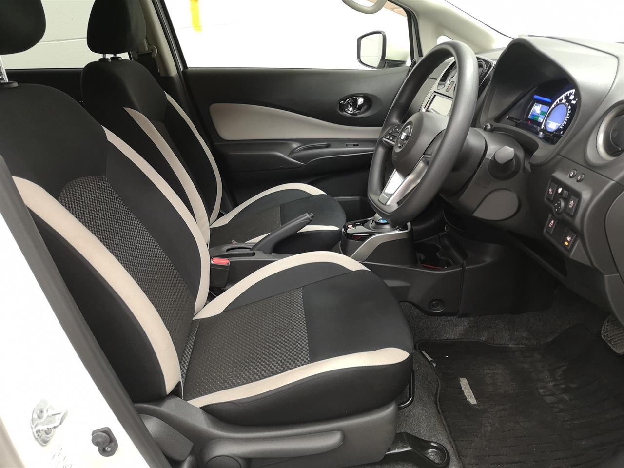 2017 Nissan Note