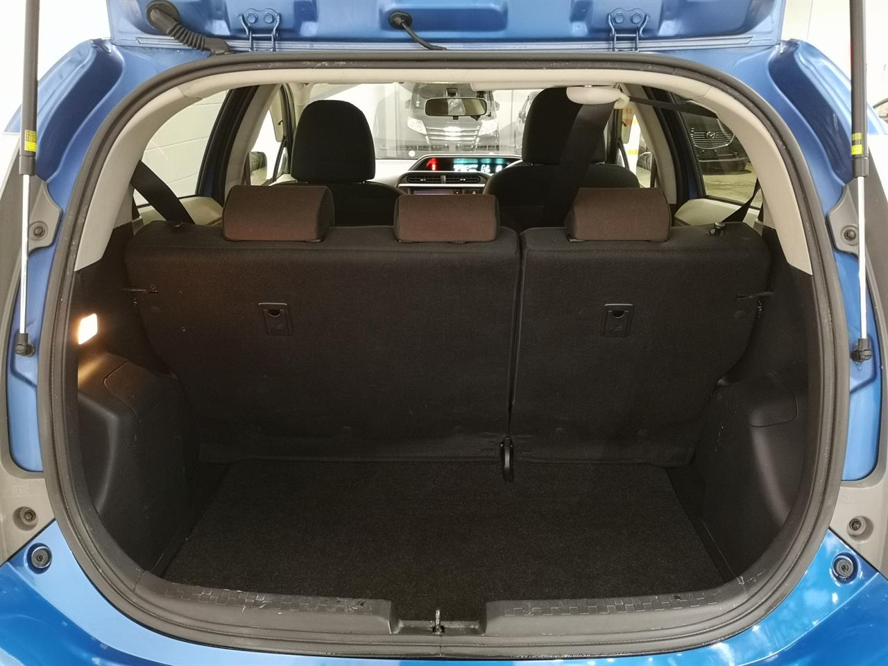 2015 Toyota Aqua