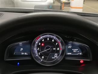 2016 Mazda Axela - Thumbnail