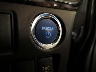 2015 Toyota Esquire - Thumbnail