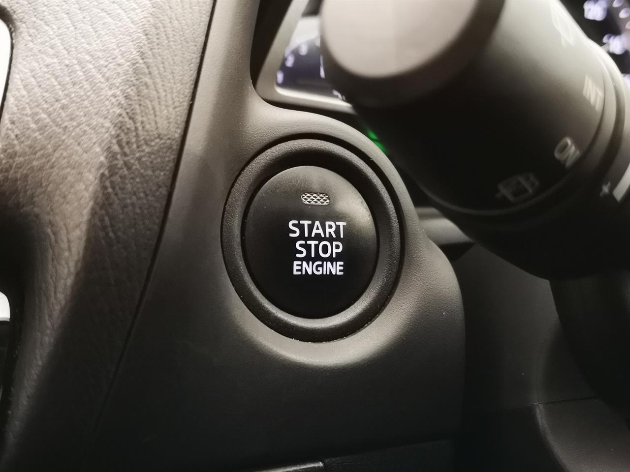 2014 Mazda Axela