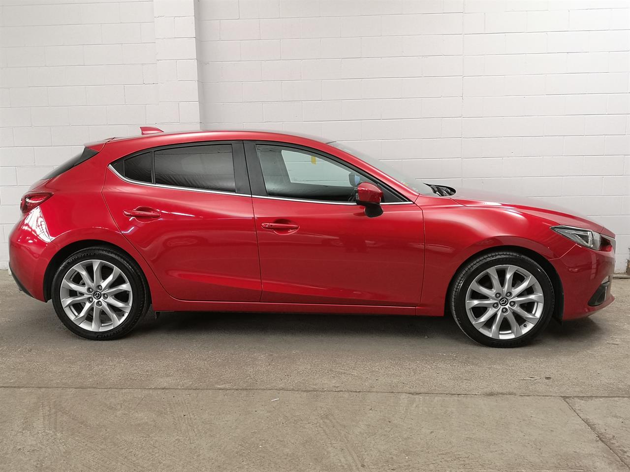 2014 Mazda Axela