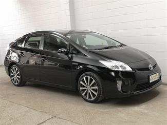2012 Toyota Prius - Thumbnail