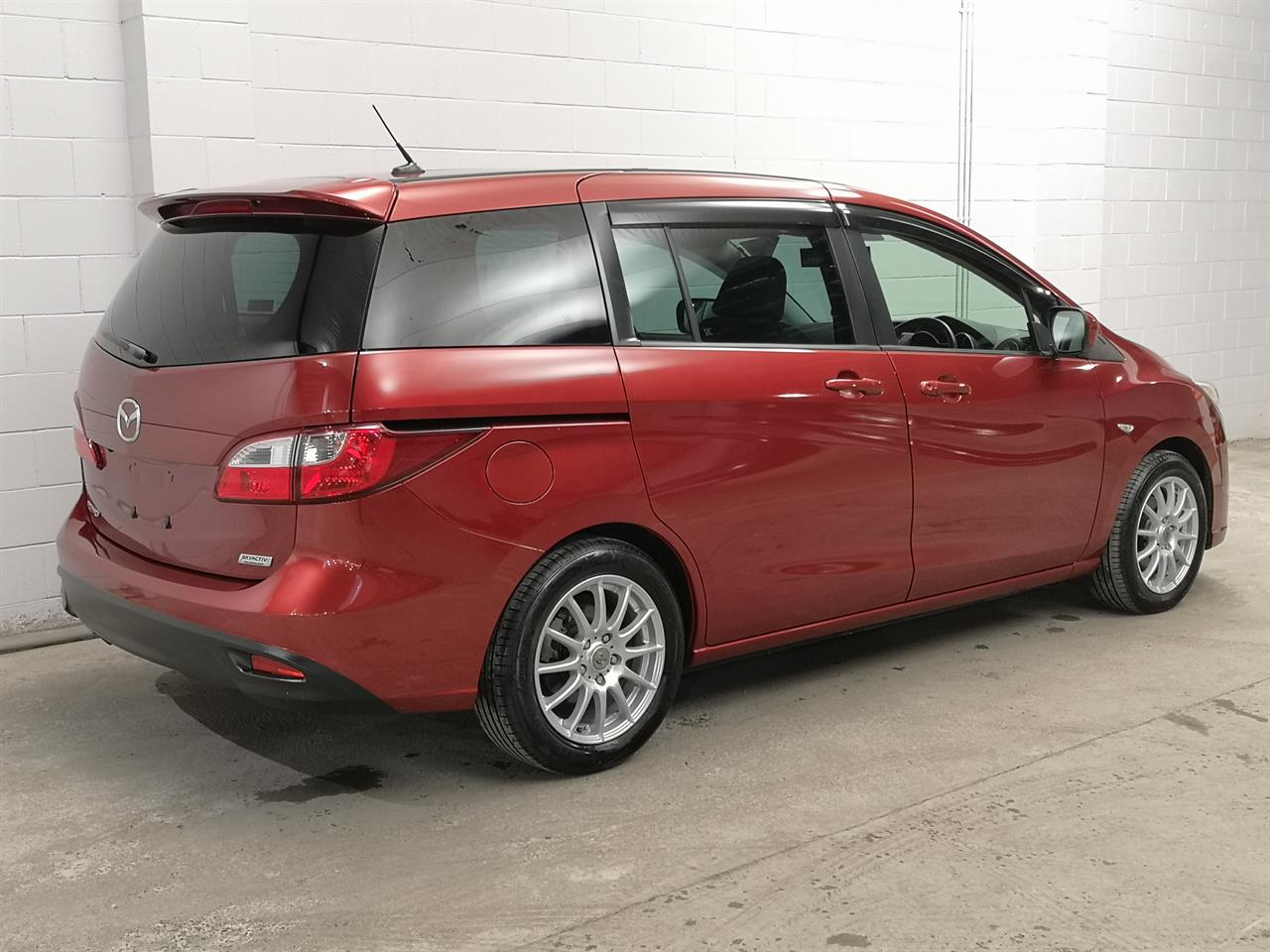 2013 Mazda Premacy