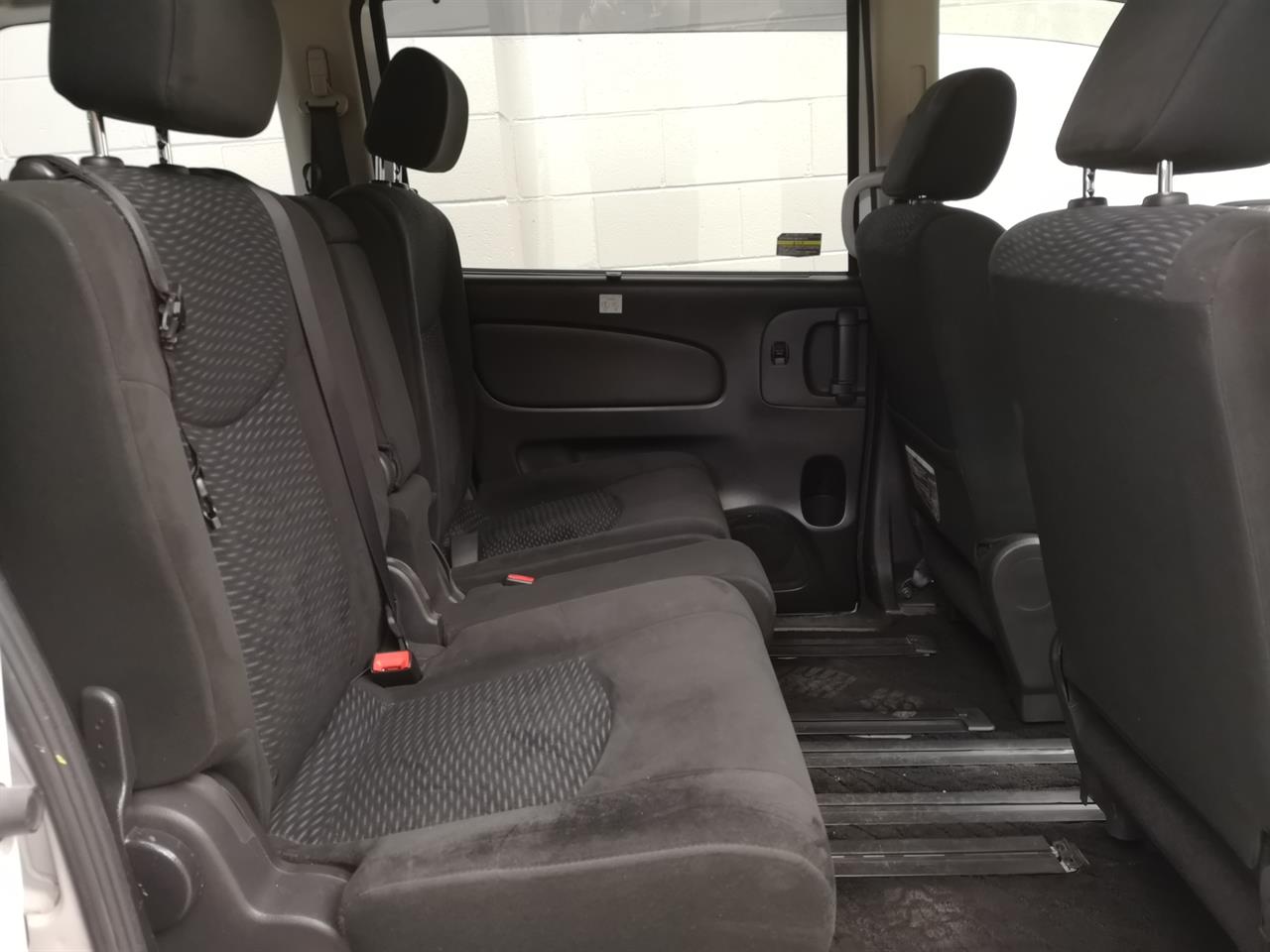 2016 Nissan Serena