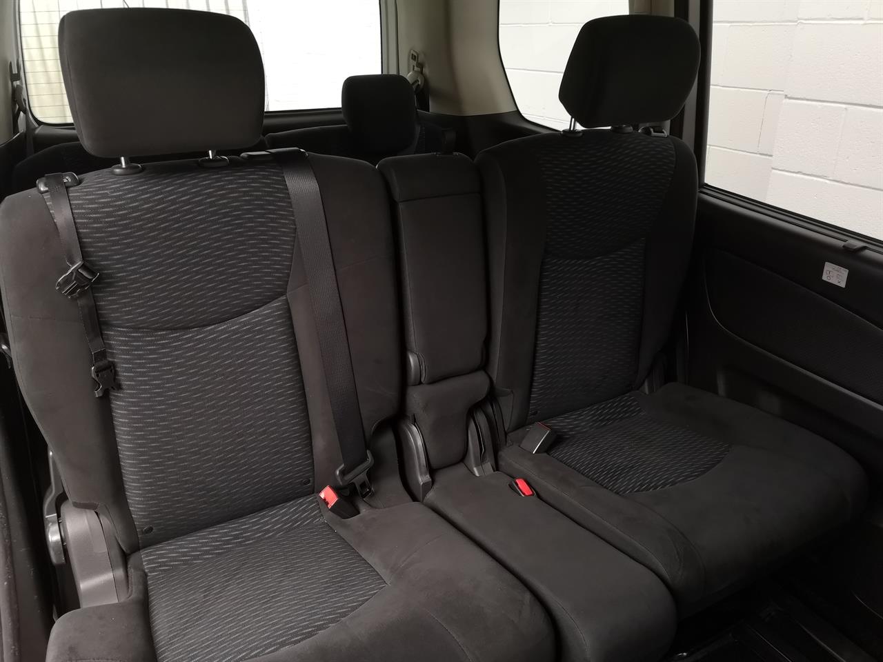 2016 Nissan Serena