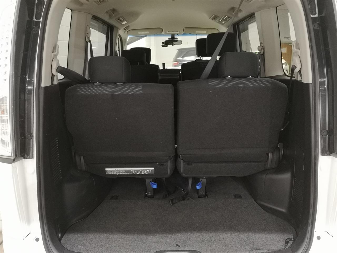 2016 Nissan Serena