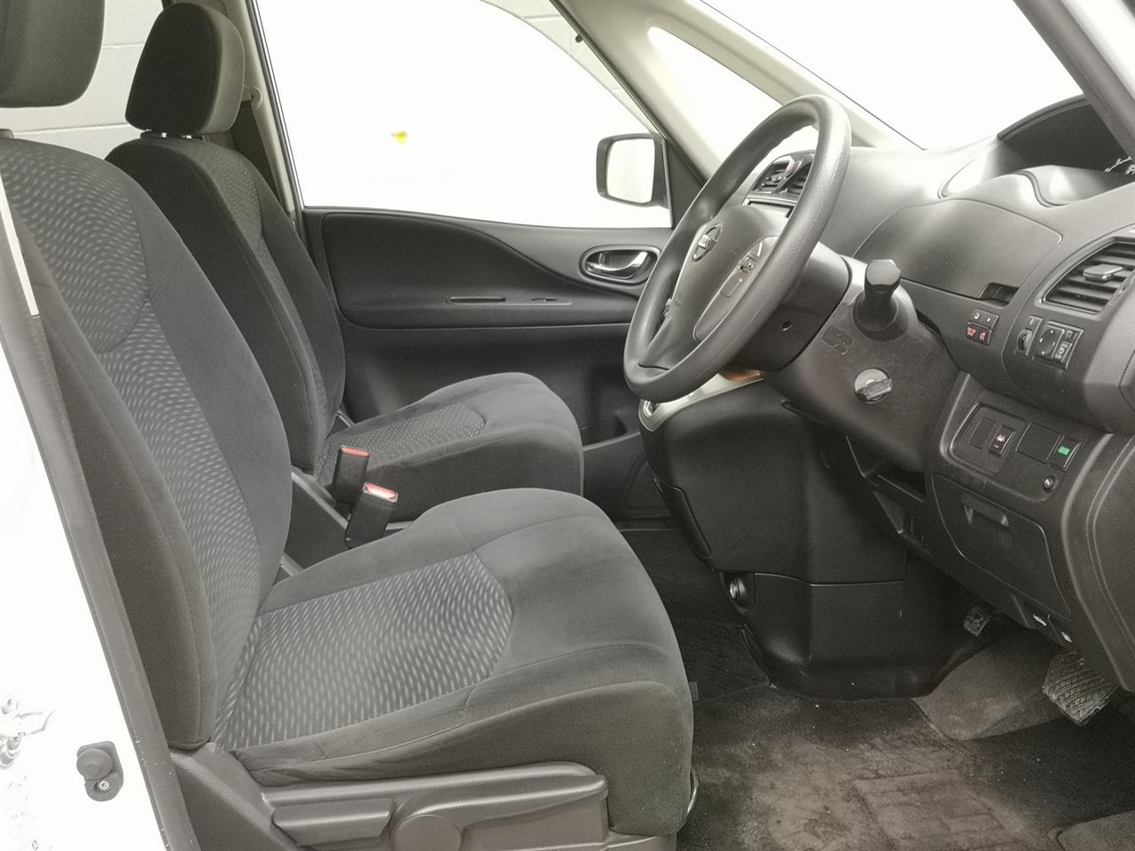 2016 Nissan Serena