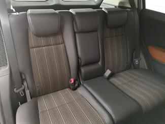 2017 Honda Vezel - Thumbnail