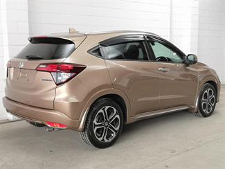 2017 Honda Vezel - Thumbnail