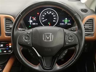 2017 Honda Vezel - Thumbnail
