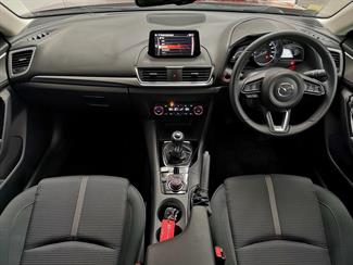 2018 Mazda Axela - Thumbnail