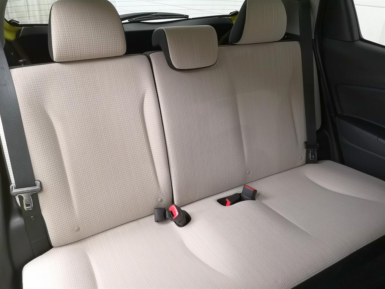 2016 Toyota Vitz