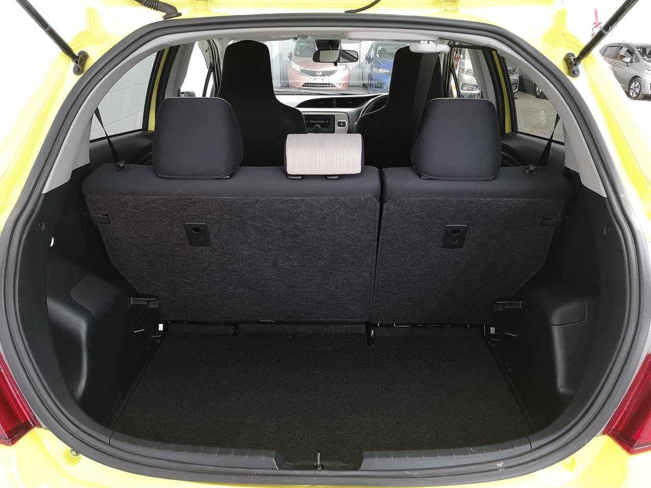2016 Toyota Vitz