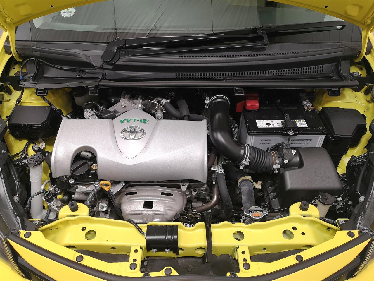 2016 Toyota Vitz