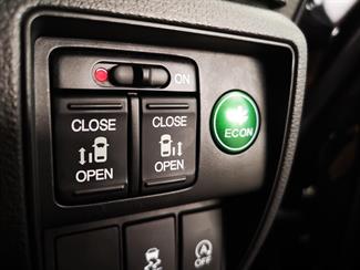 2015 Honda Odyssey - Thumbnail