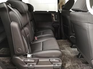 2015 Honda Odyssey - Thumbnail