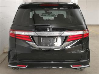 2015 Honda Odyssey - Thumbnail