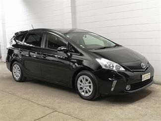 2012 Toyota Prius - Thumbnail