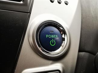 2012 Toyota Prius - Thumbnail
