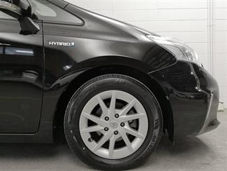 2012 Toyota Prius - Thumbnail